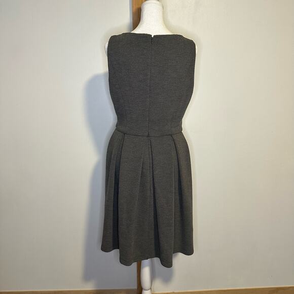 Isaac Mizrahi gray ribbed a-line dress size 8 - Picture 5 of 13